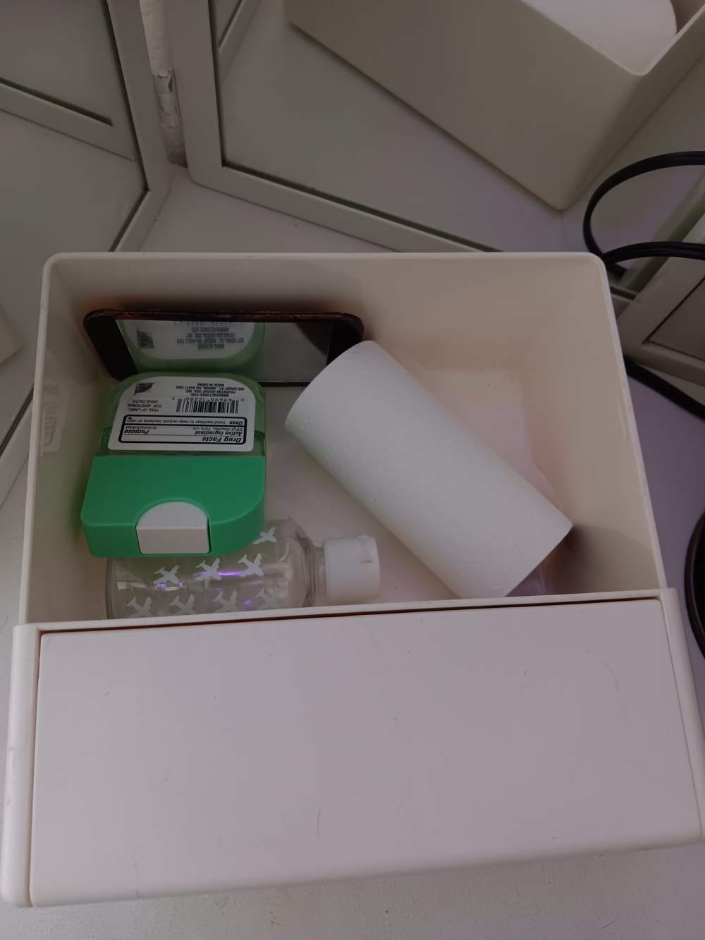 Vanity Box! - Picture 3 of 3
